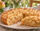 Перетираю пачку масла с мукой и добавляю грушу: пеку вкуснятину на август — проще пирога, вкуснее торта