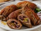 Котлеты больше не в чести — вместо них инвольтини по-итальянски: мясная вкуснятина с необычной начинкой