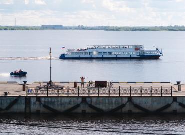 В Архангельске из-за беспилотной опасности отменили мероприятия на Красной пристани
